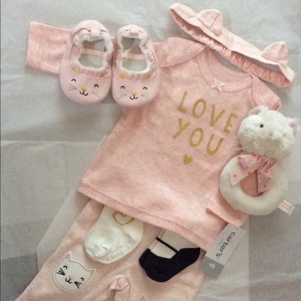 Carter’s outfit